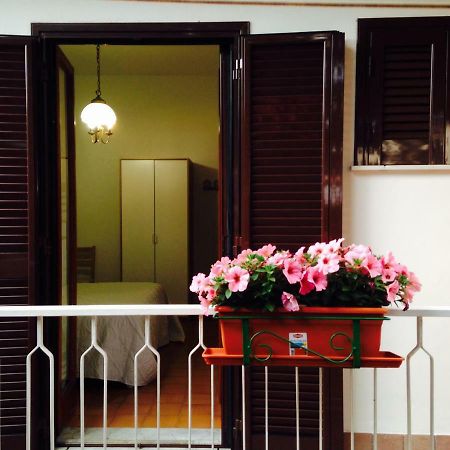 圣费利切-奇尔切奥Kia Ora住宿加早餐旅馆 外观 照片