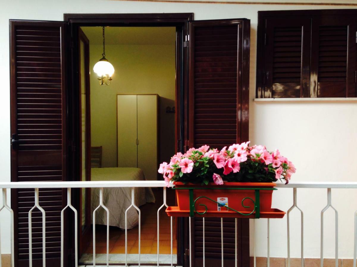 圣费利切-奇尔切奥Kia Ora住宿加早餐旅馆 外观 照片